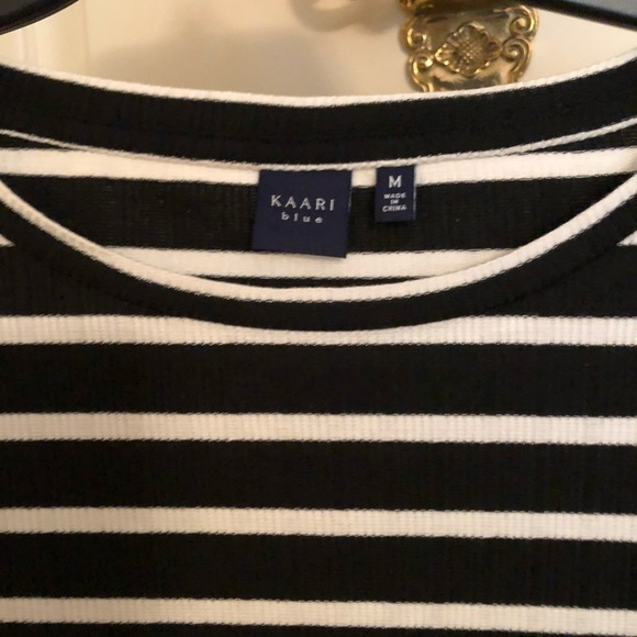 π
Ίπ KAARI BLUE Top B/W Striped NWT Buy It Now Priceππ - Picture 5 of 8